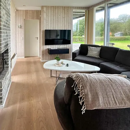 度假居 Front In Spottrup